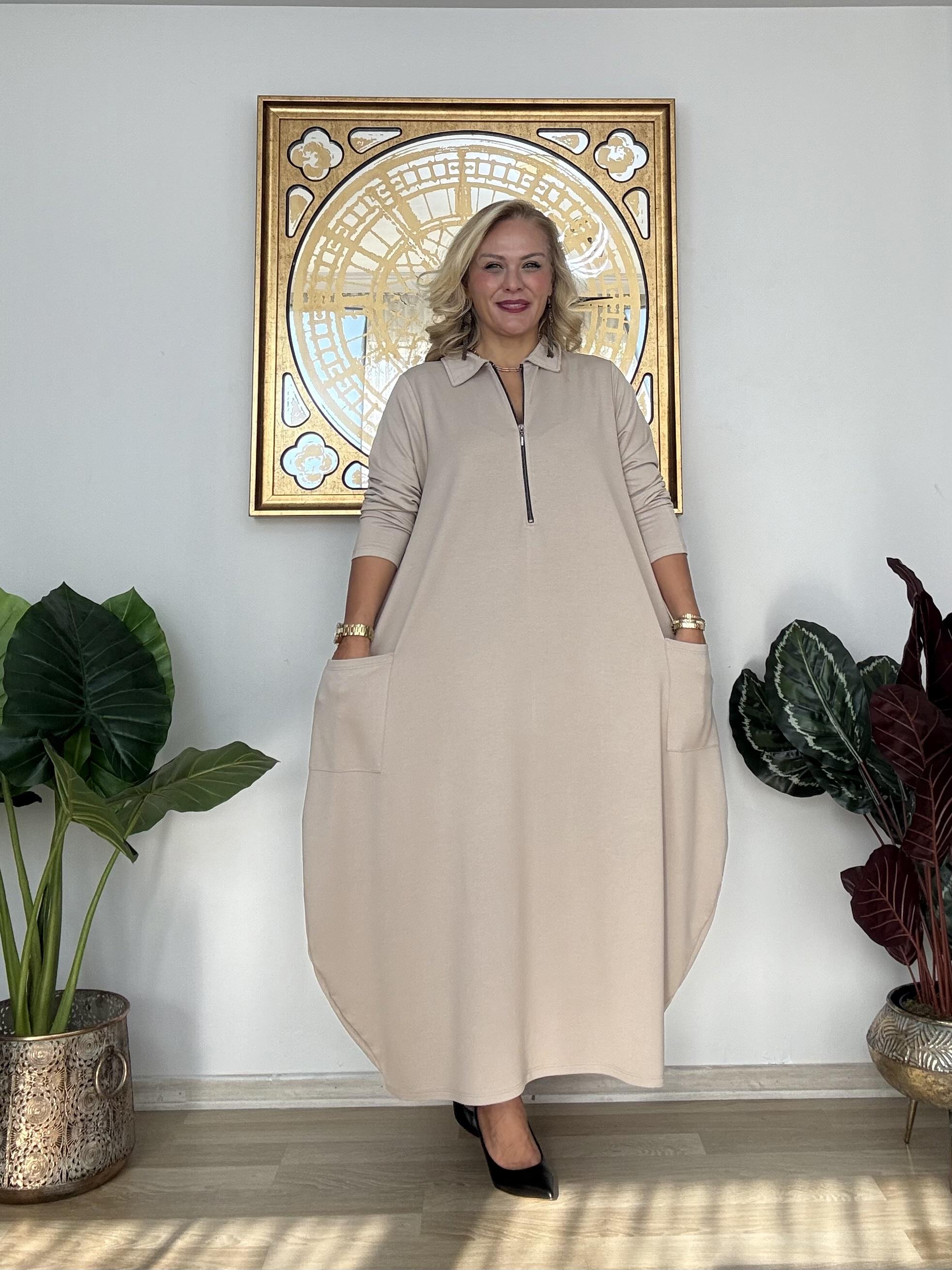 560 Fermuar Yaka Detaylı Elbise