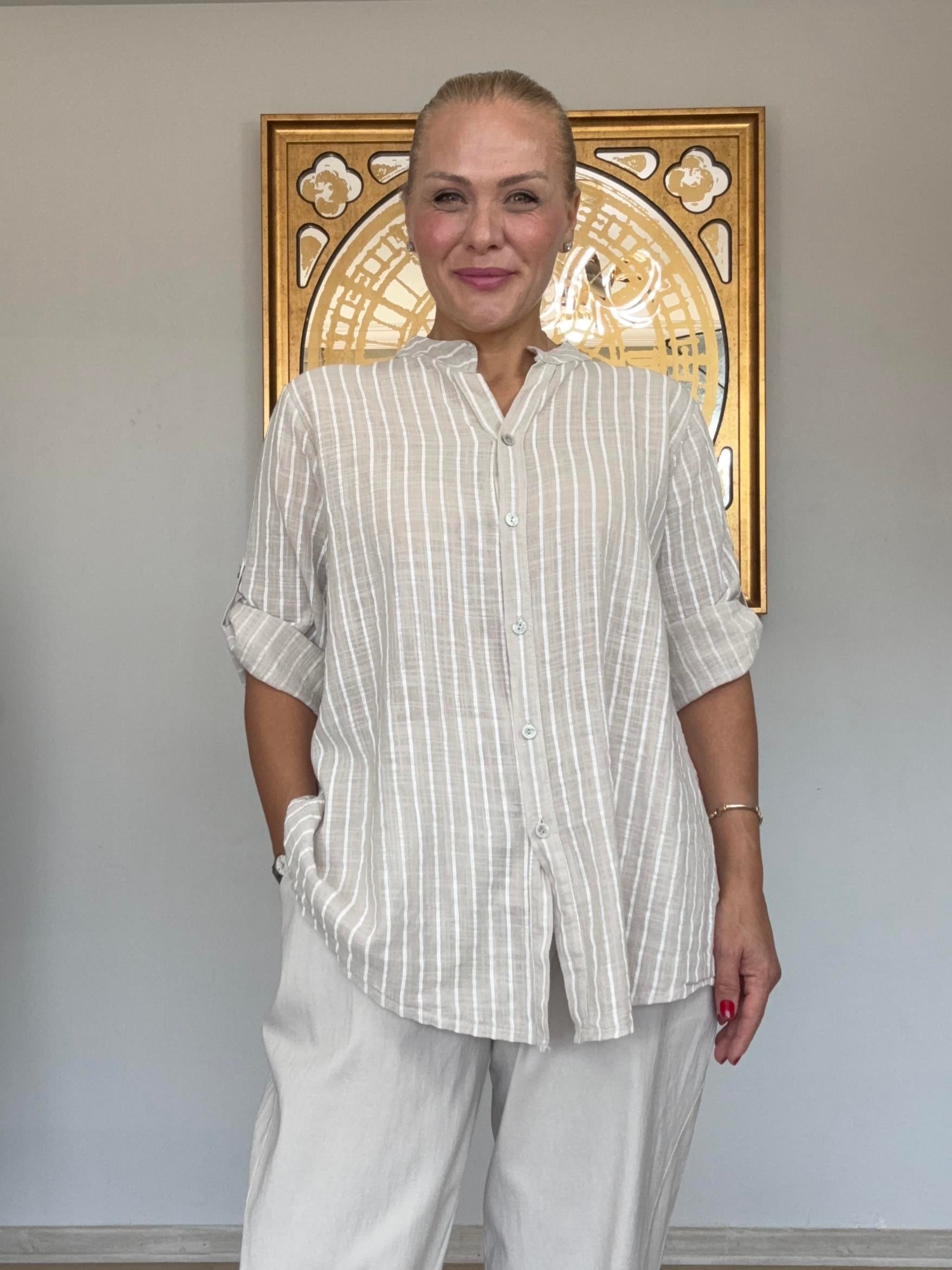 744 Boyuna Çizgili Gömlek