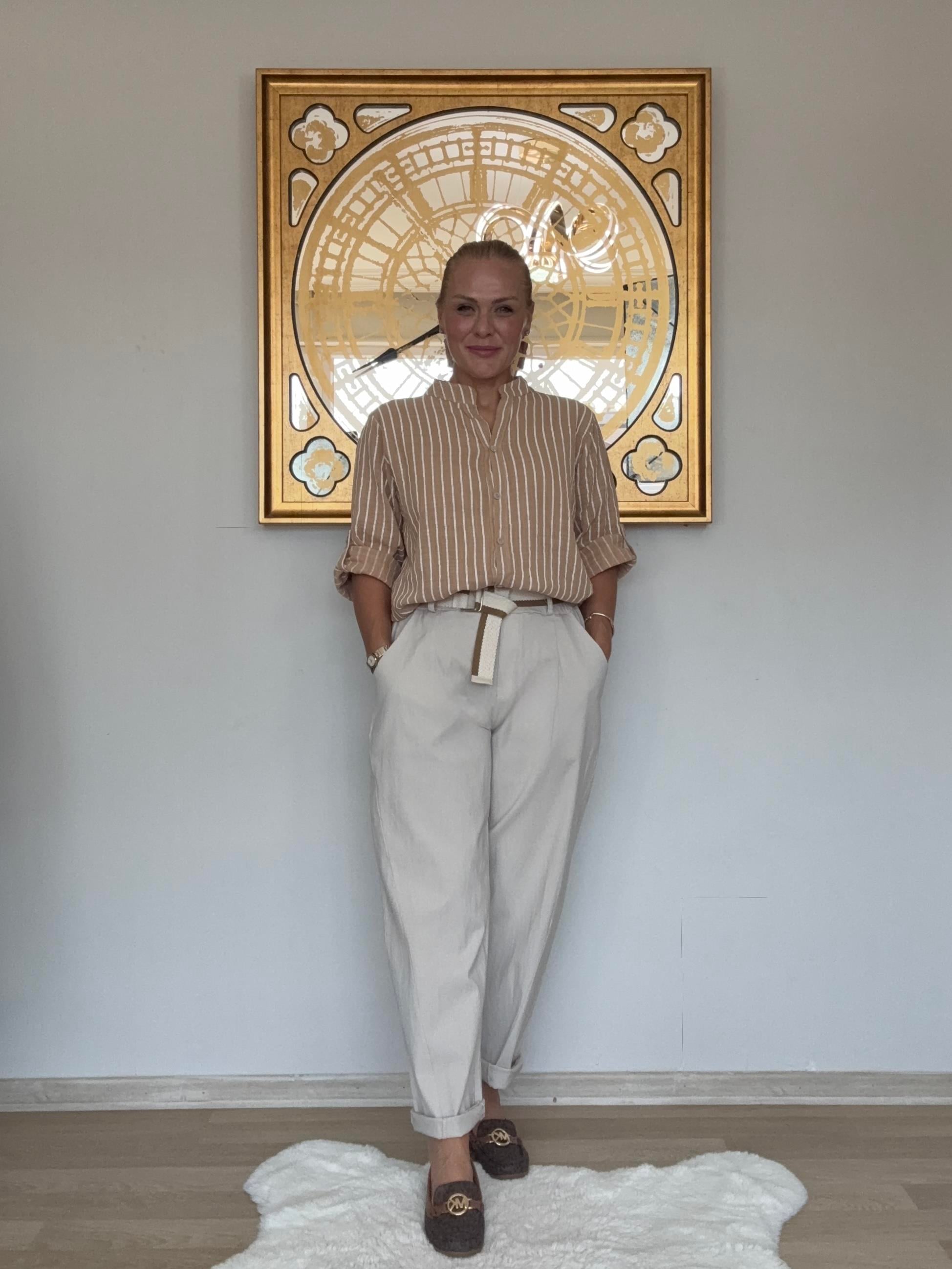 745 Boyuna Çizgili Gömlek