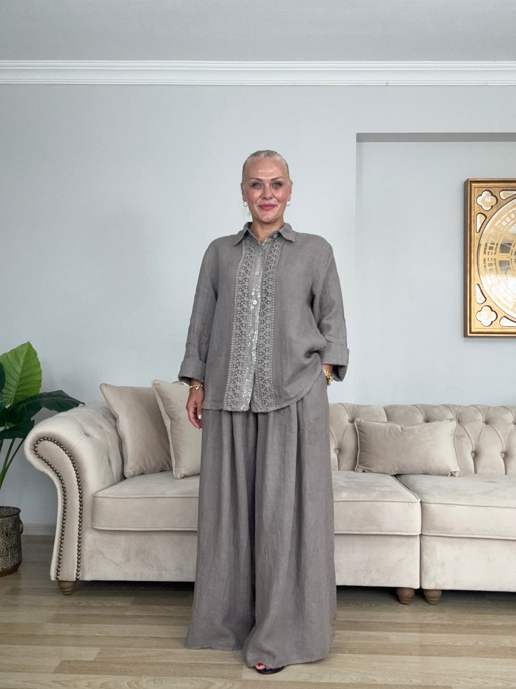 813 Pul Detaylı Dantelli Hasır Kemerli Keten Takım