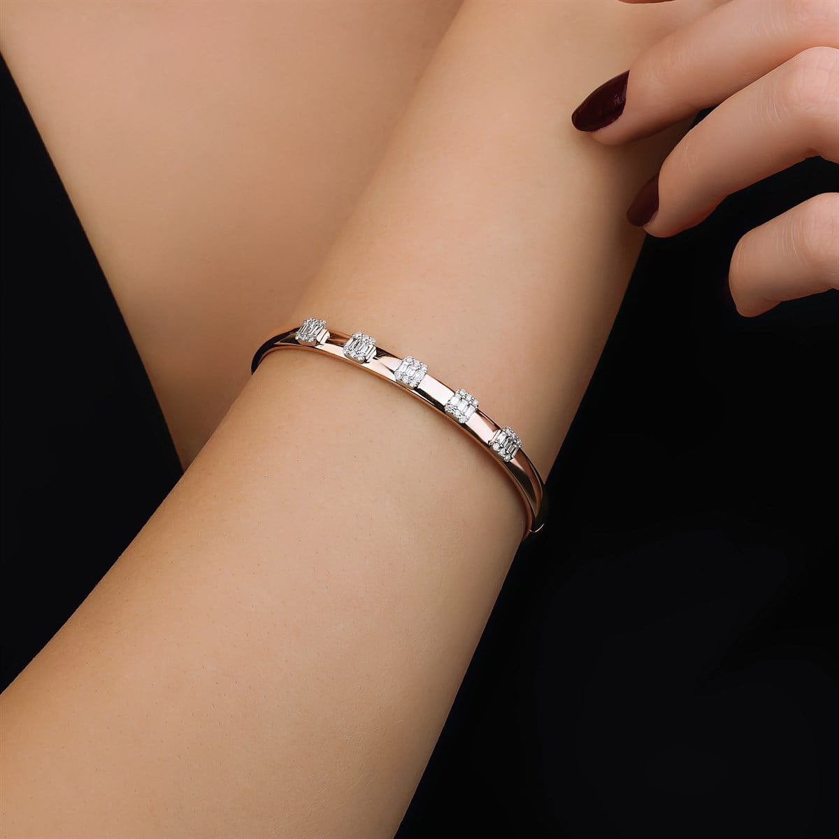 0,62 KARAT BAGET BİLEKLİK