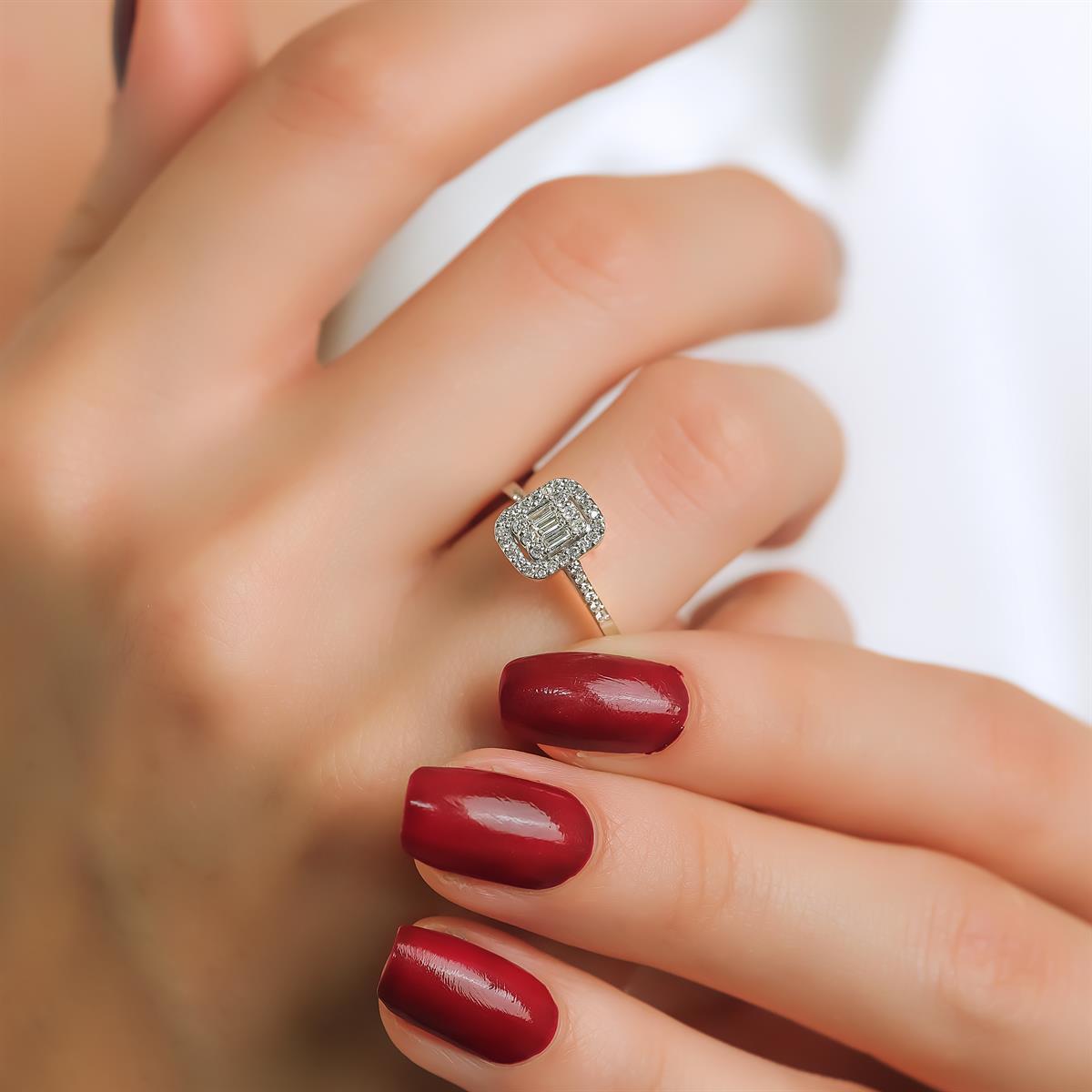 Pırlanta Baget YüzükBaget YüzükBAGET YÜZÜK