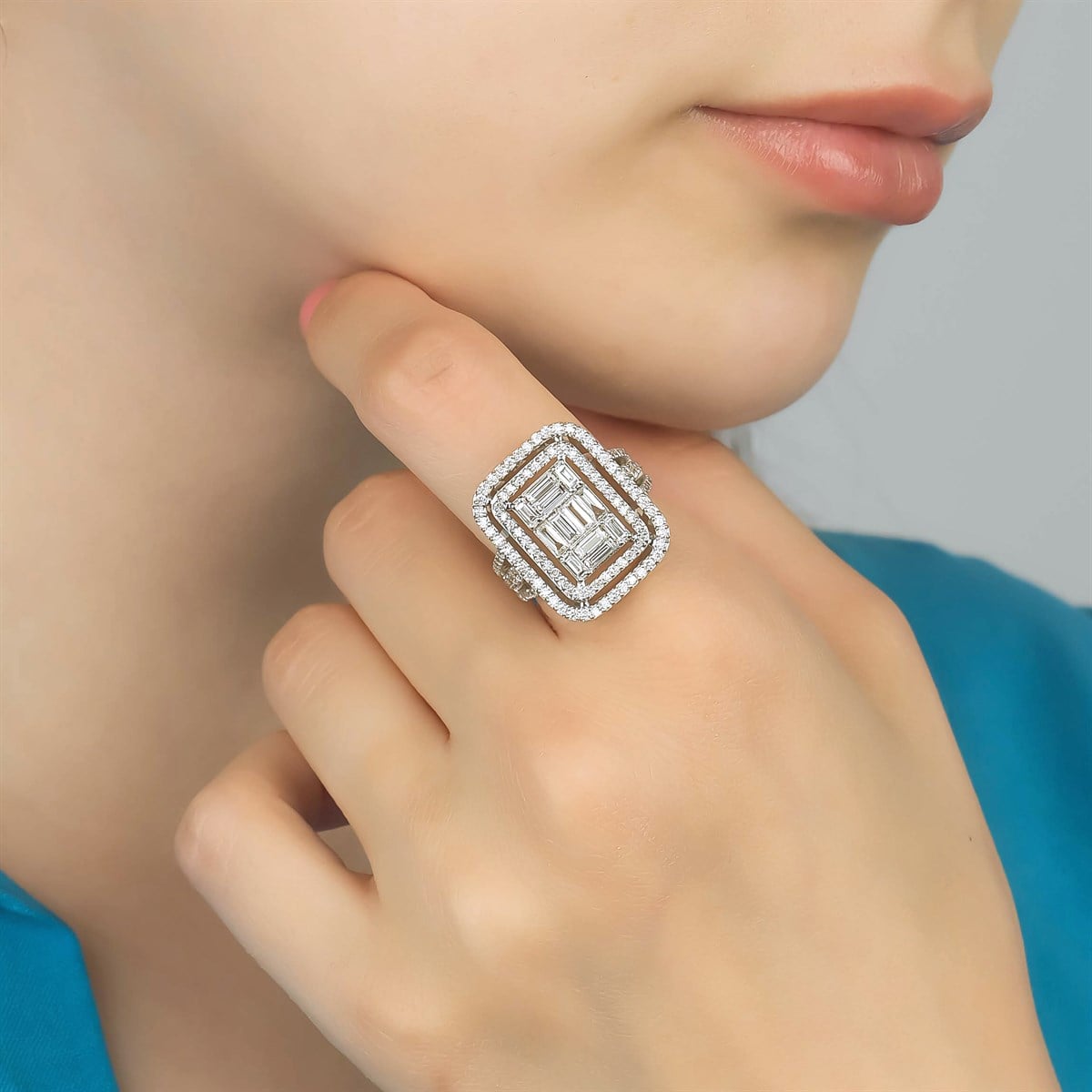 Pırlanta Baget YüzükYaza Merhaba YüzükBAGET YÜZÜK