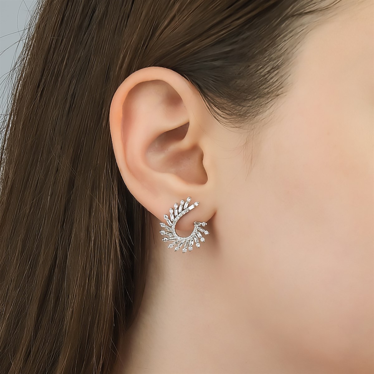 Pırlanta Baget KüpeYaza Merhaba KüpeVENÜS KÜPE