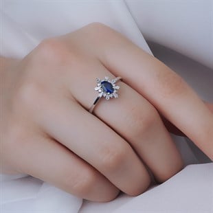 0,91 KARAT FANTEZİ YÜZÜK 