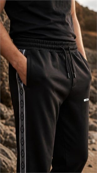 Zenro Erkek Relax Fit Rahat Kesim Pamuklu Beli Bağcıklı Fermuarlı Cep Yan Şeritli Siyah Eşofman altı 