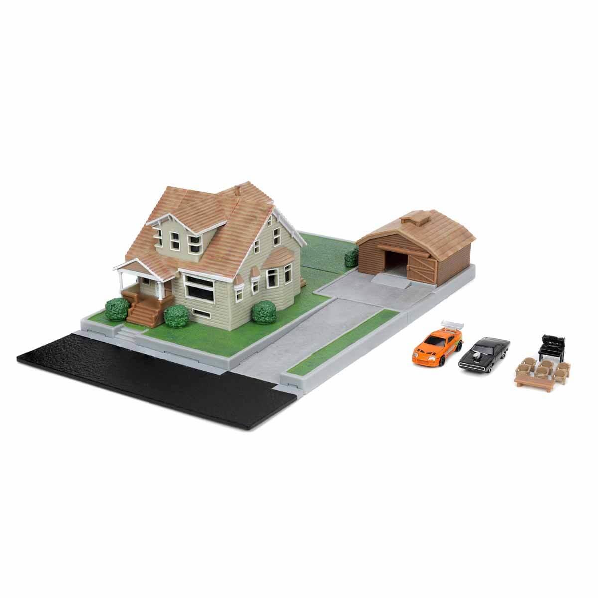 253203081 JADA F&F NANO DOM'S HOUSE DIORAMA