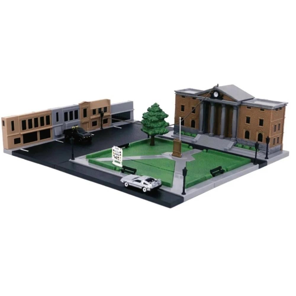 253253020 BACK TO THE FUTURE CLOCK TOWER NANO SCENE