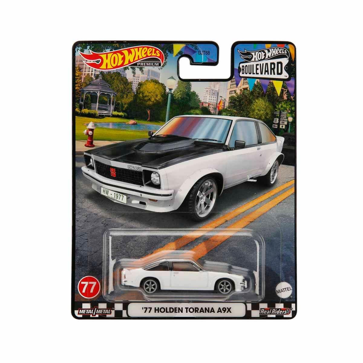 GJT68 HOT WHEELS BOULEVARD PREMIUM ARABALAR