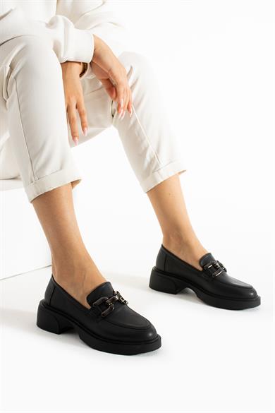 Kadın Siyah Cilt Aksesuar Detaylı Loafer