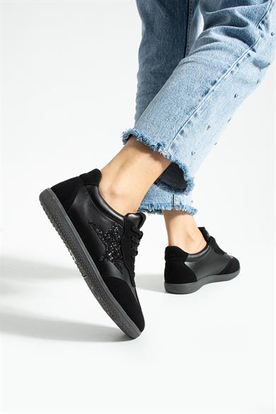 Kadın Sneaker Bağcıklı Yarım Yıldız Detaylı Spor Ayakkabı Nuvon - Siyah