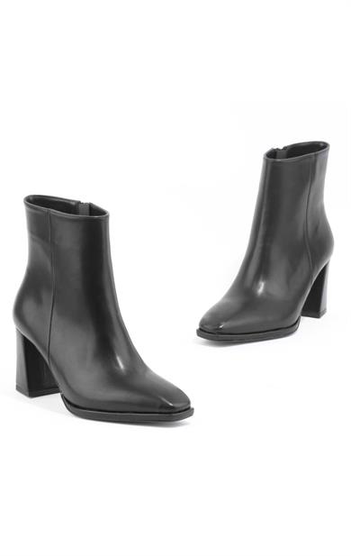 Kadın Siyah Cilt Klasik Topuklu Bot