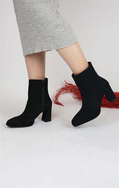 Kadın Siyah Süet Klasik Topuklu Bot