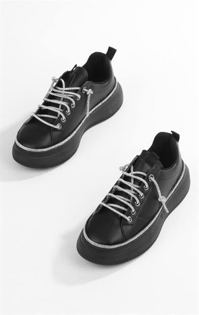 Kadın Siyah Taşlı ve Şık Tasarım Günlük Sneaker