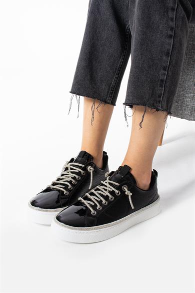 Kadın Siyah Yılan Desenli Günlük Sneaker