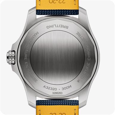 Breitling AVENGER AUTOMATIC GMT 44