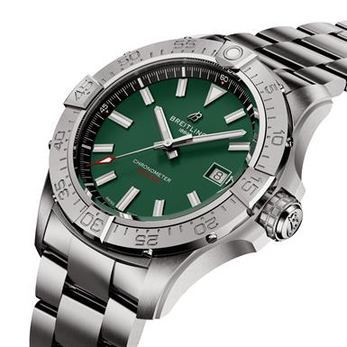 Breitling AVENGER AVENGER AUTOMATIC 42