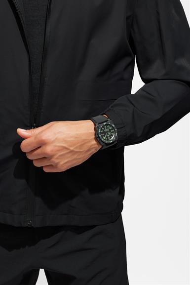 Bell & Ross Instruments BR-03 Diver Lum Outline