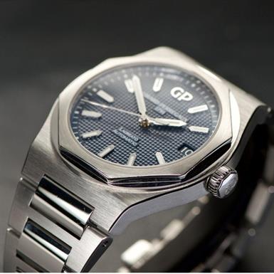Girard-Perregaux Laureato 42 mm Aut