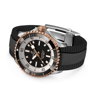 Breitling Superocean Superocean Automatic 42