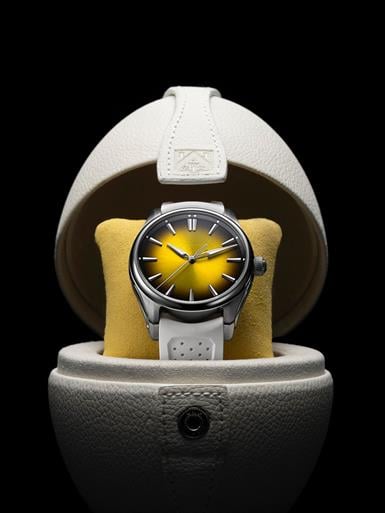 H. Moser & Cie Pioneer Pioneer Centre Seconds Sunny-Side Up