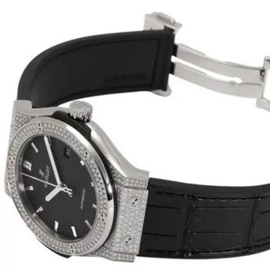 Hublot Classic Fusion Titanyum Pavé