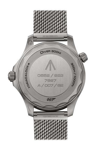 Omega Seamaster 007 EDITION-DIVER 300M CO-AXIAL MASTER CHRONOMETER