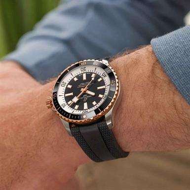 Breitling Superocean Superocean Automatic 42