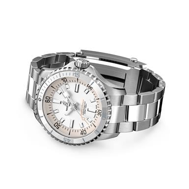 Breitling Superocean Superocean Automatic 36