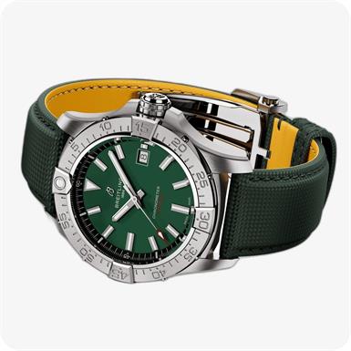 Breitling AVENGER AVENGER AUTOMATIC 42