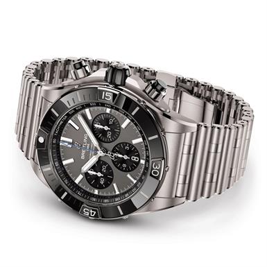 Breitling SUPER CHRONOMAT B01 44
