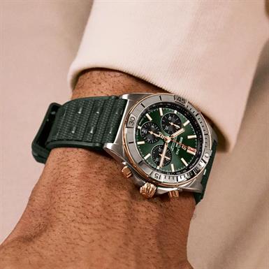 Breitling CHRONOMAT B01 42