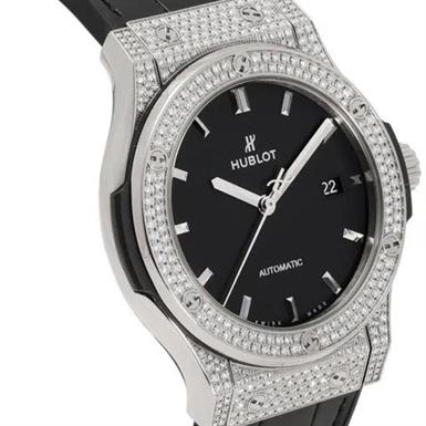 Hublot Classic Fusion Titanyum Pavé