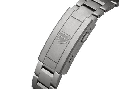 TAG Heuer Aquaracer TAG Heuer Aquaracer Professional 200 Solargraph 