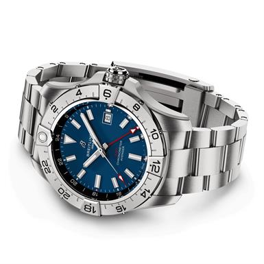 Breitling AVENGER AVENGER AUTOMATIC GMT 44