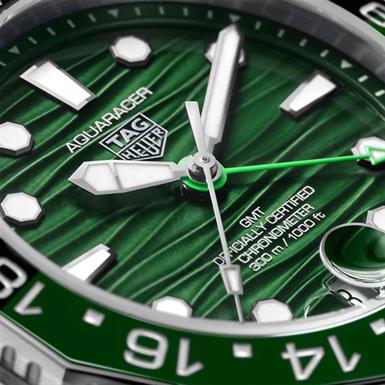 TAG Heuer Aquaracer Professional 300 GMT