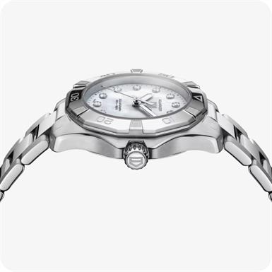 TAG Heuer Aquaracer TAG Heuer Aquaracer Professional 200 Solargraph