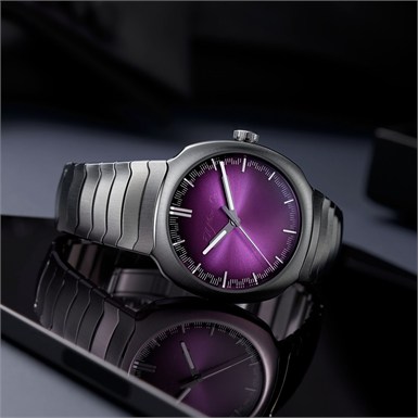 H. Moser & Cie Streamliner Centre Seconds Purple Haze