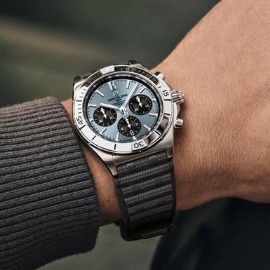 Breitling CHRONOMAT B01 42