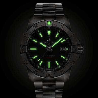 Breitling AVENGER AVENGER AUTOMATIC 42