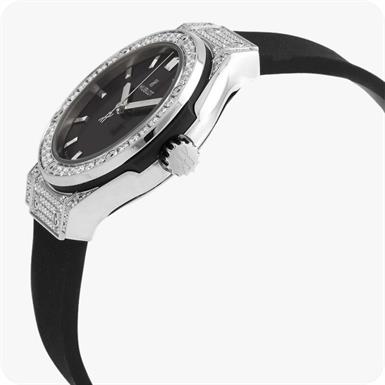 Hublot Classic Fusion Titanyum Pavé