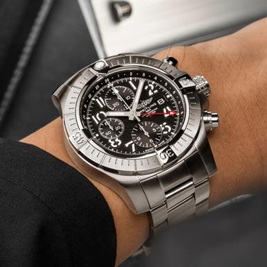Breitling Avenger Chronograph GMT 45