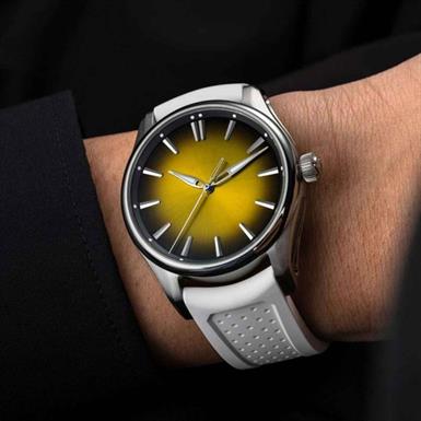 H. Moser & Cie Pioneer Pioneer Centre Seconds Sunny-Side Up