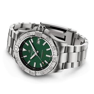 Breitling AVENGER AVENGER AUTOMATIC 42