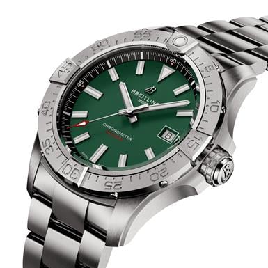 Breitling AVENGER AVENGER AUTOMATIC 42