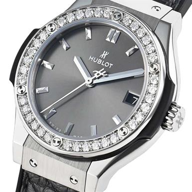 Hublot Classic Fusion Racing Grey Titanyum Diamonds