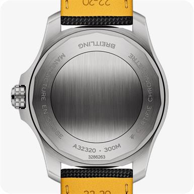 Breitling AVENGER AVENGER AUTOMATIC GMT 44
