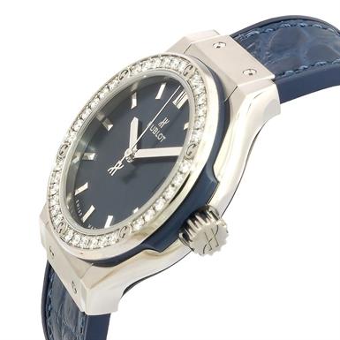 Hublot Classic Fusion Titanyum Blue Diamonds