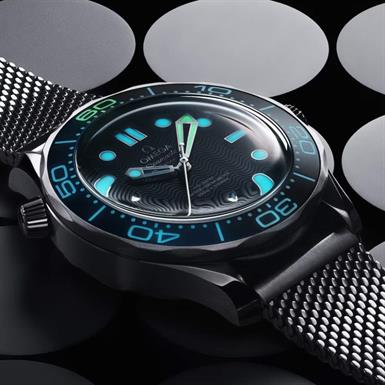 Omega Seamaster SeamasterDiver 300M (James Bond 60th anniversary)