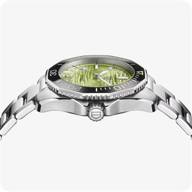 TAG Heuer Aquaracer TAG Heuer Aquaracer Professional 300 Date